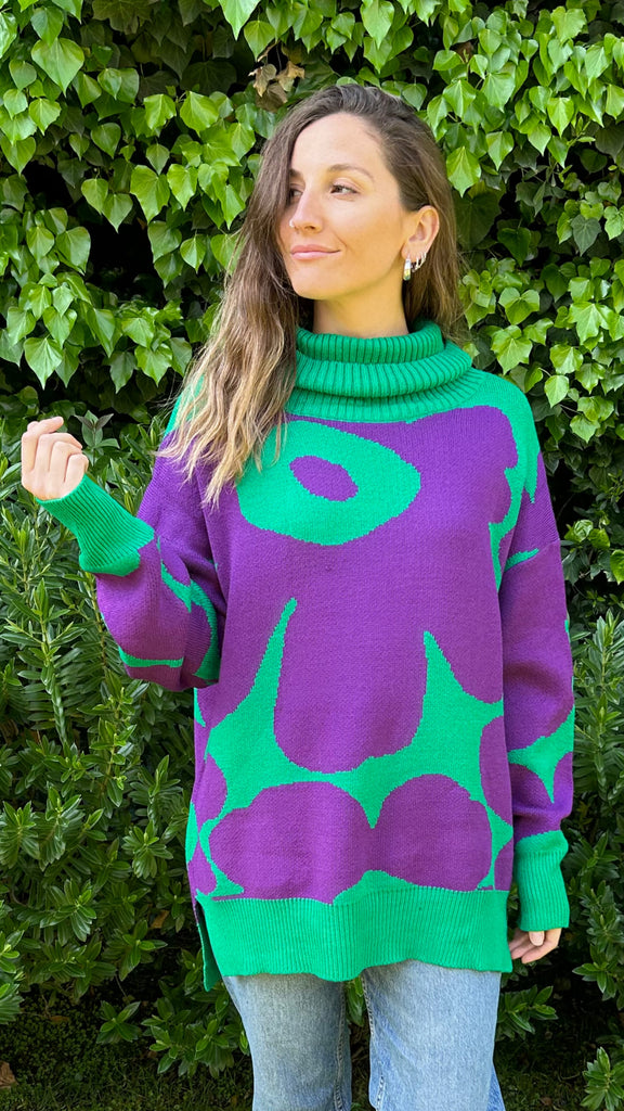 Sweater Verde Flor Morada
