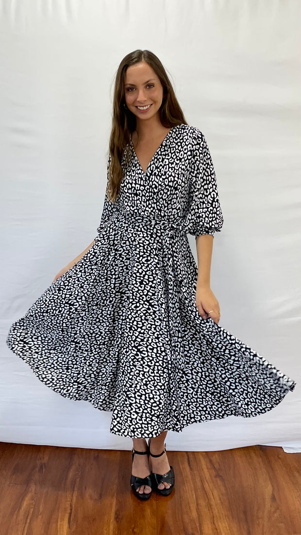 Vestido USA Animal Print Negro con Blanco Midi Talla s/m