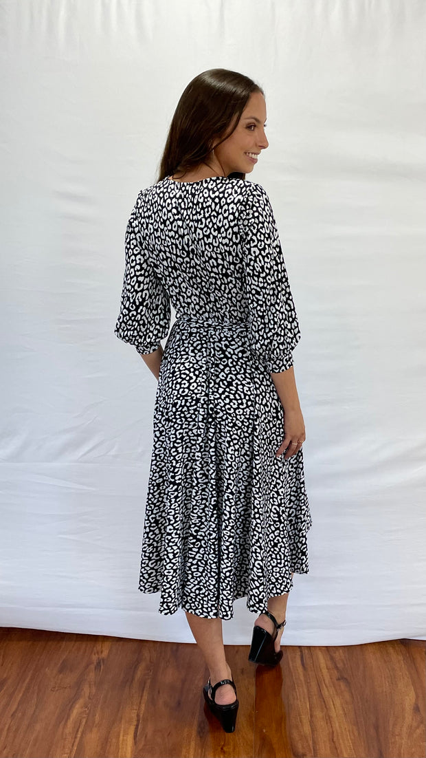 Vestido USA Animal Print Negro con Blanco Midi Talla s/m