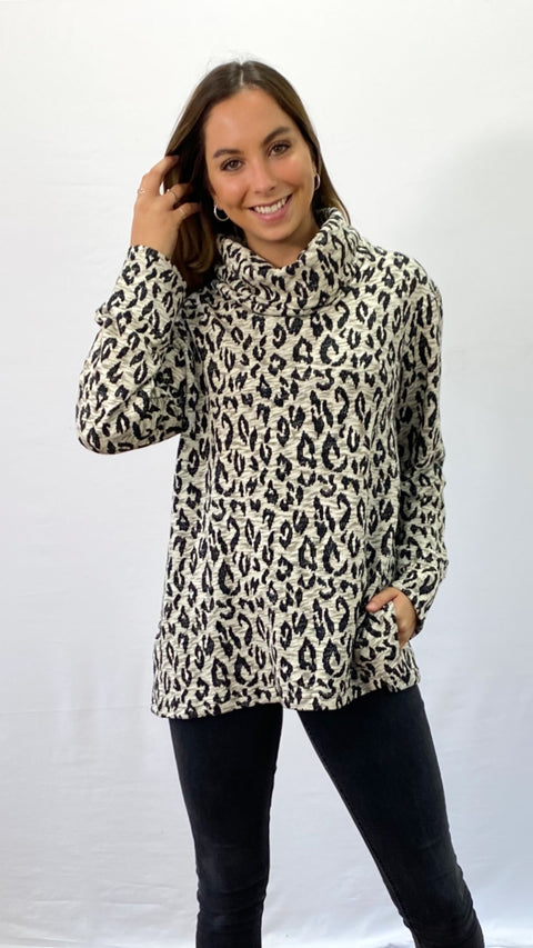 Sweater Ofelia Print Blanco con Negro